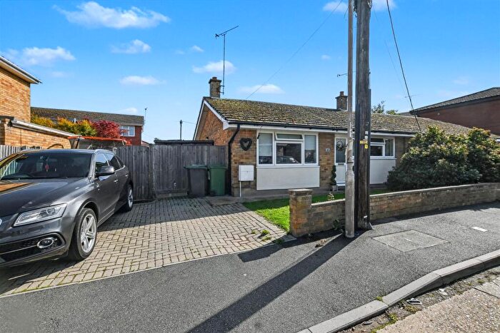 2 Bedroom Semi-Detached Bungalow For Sale In Adelsburg Road, Canvey Island, SS8