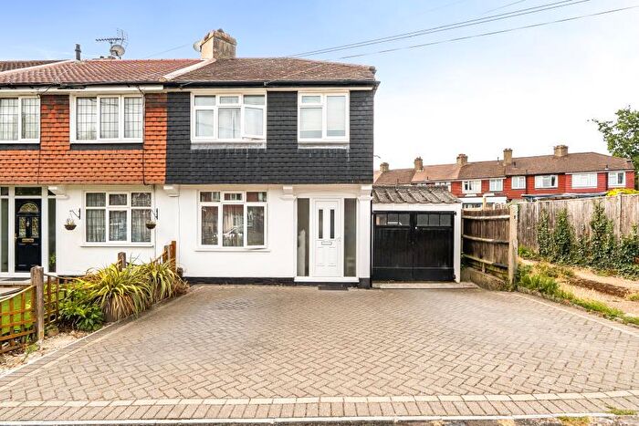 3 Bedroom End Of Terrace House To Rent In Tolworth, KT5