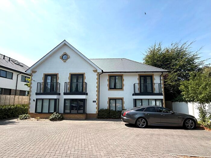 3 Bedroom Town House To Rent In Carbery Avenue, Southbourne, BH6