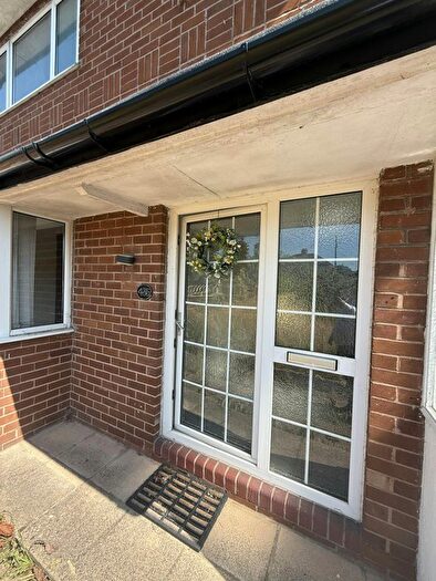 3 Bedroom Semi-Detached House To Rent In Uttoxeter Road, Blythe Bridge, Stoke-On-Trent, ST11