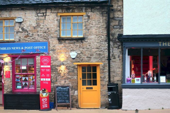 1 Bedroom Flat To Rent In Lower High Street, Burford, OX18