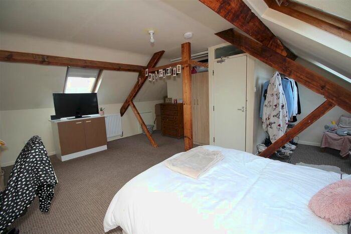 5 Bedroom Terraced House To Rent In Ripon Gardens, Jesmond Vale, Newcastle Upon Tyne, NE2