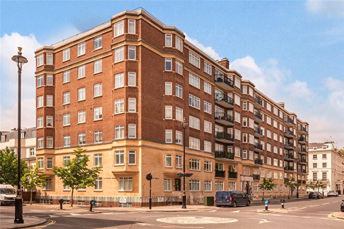 3 Bedroom Flat For Sale In Stanhope Terrace, Hyde Park, W2