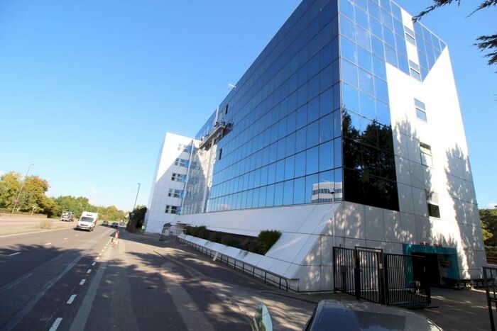 2 Bedroom Flat To Rent In First Choice House, Lowfield Heath, RH10