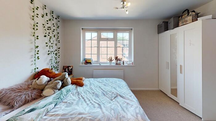 2 Bedroom House To Rent In Bluecoat Close, Nottingham, NG1