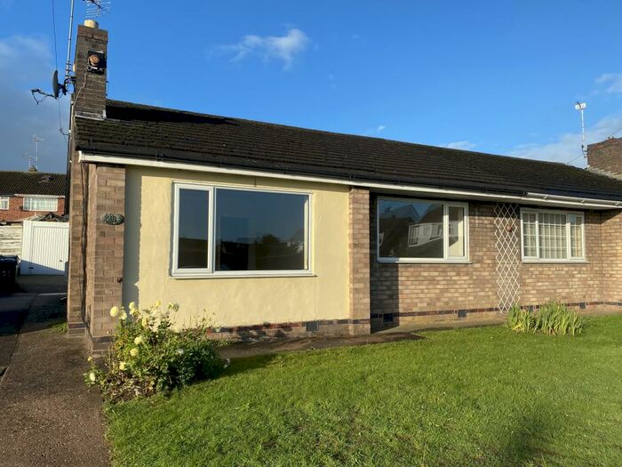 2 Bedroom Bungalow To Rent In Kinglsey Road, Adwick Le Street, DN6