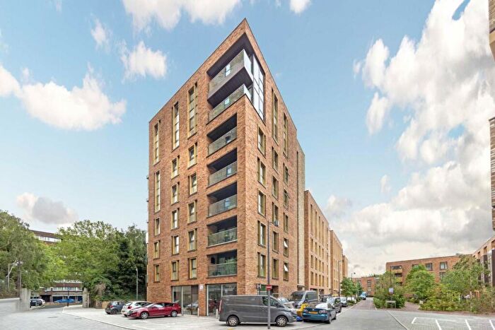 1 Bedroom Flat To Rent In Bailey Street, Surrey Quays, SE8