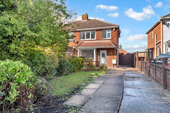 3 Bedroom Semi-Detached House For Sale In Church Lane, Humberston, DN36