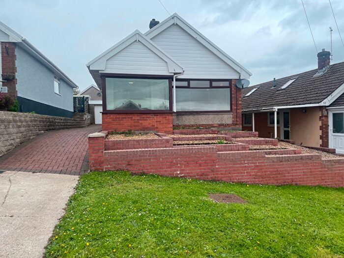 3 Bedroom Bungalow To Rent In Heol Rhosyn, Morriston, Swansea, SA6