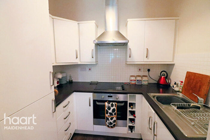 1 Bedroom Apartment For Sale In Grenfell Road, Maidenhead, SL6