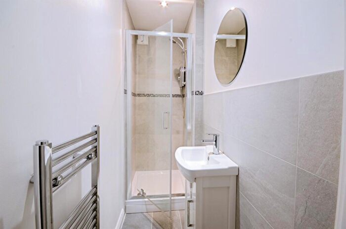 2 Bedroom Apartment For Sale In The Brambles, St. Albans, AL1