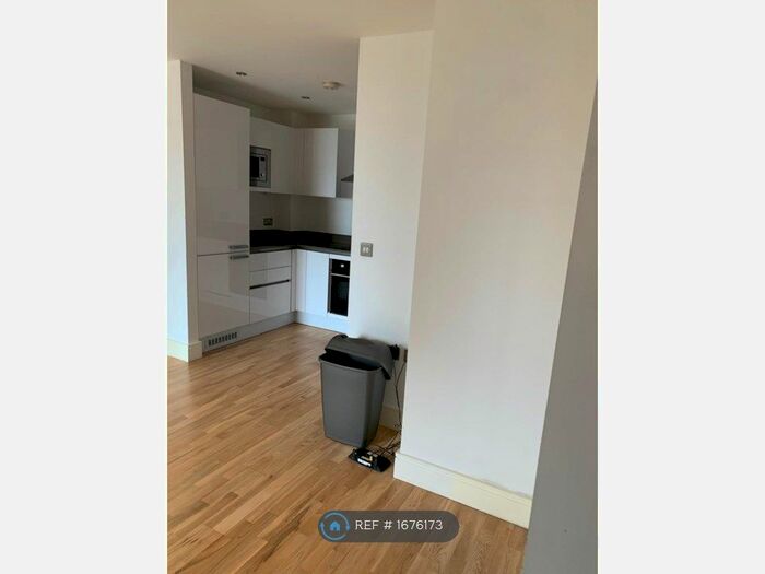 1 Bedroom Flat To Rent In Dowells Street, London, SE10