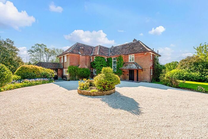 5 Bedroom Country House For Sale In Beaulieu Road, Lyndhurst, SO43