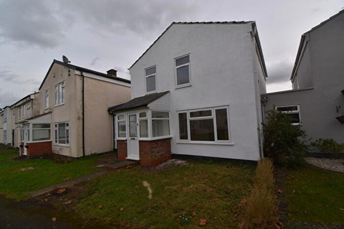 3 Bedroom Semi-Detached House To Rent In Freshwater Grove, Leamington Spa, CV31