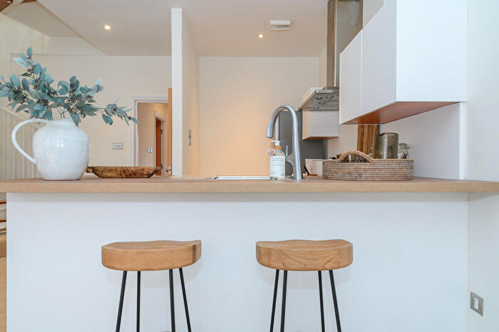 2 Bedroom Apartment For Sale In St Pauls, Leeds, LS1