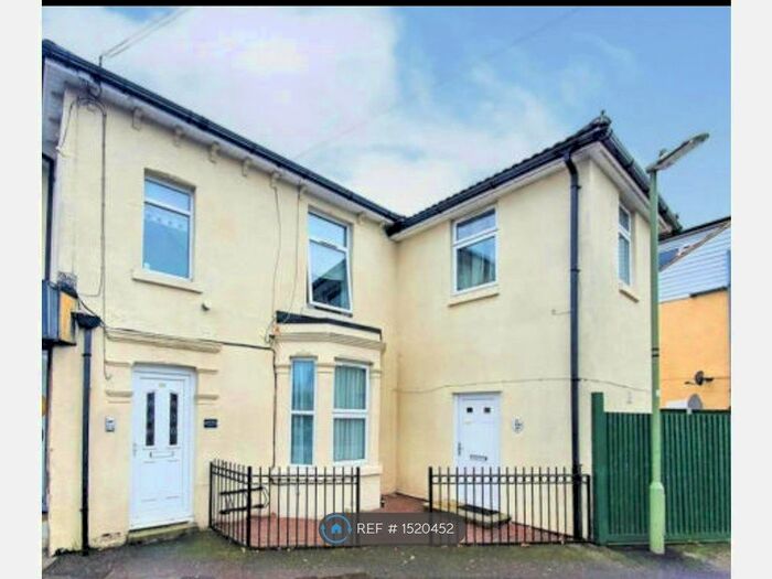 1 Bedroom Flat To Rent In Brockhurst Road, Gosport, PO12