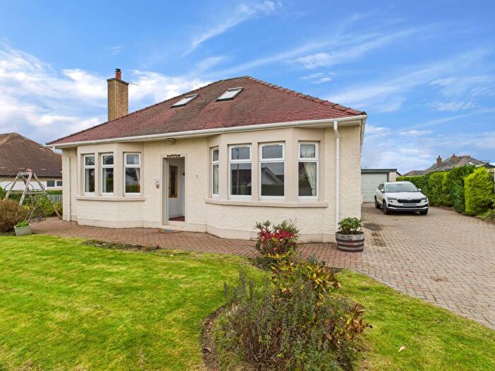 4 Bedroom Detached Bungalow For Sale In Whitehill Crescent, Lanark, ML11