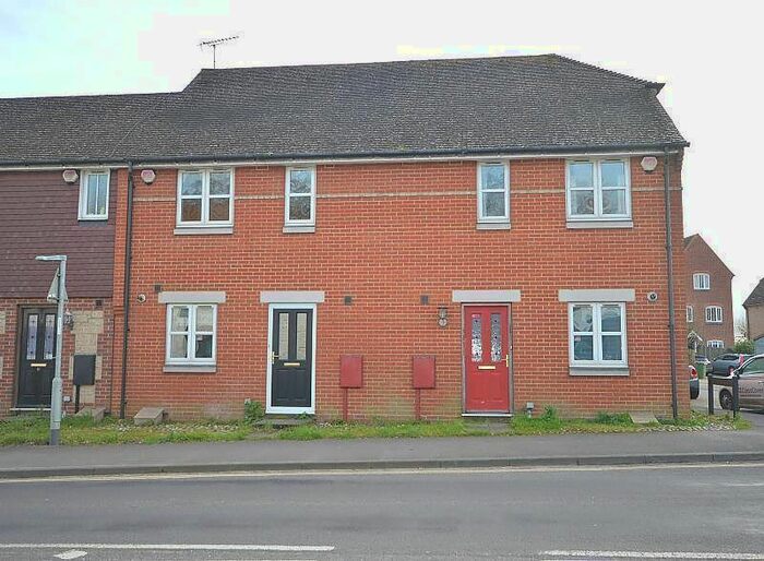 2 Bedroom Terraced House To Rent In Swan Corner, Pulborough RH20