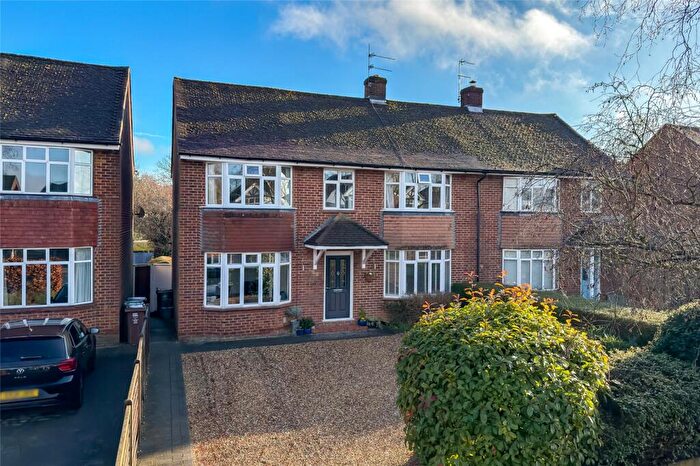 4 Bedroom Semi Detached House For Sale In Charmouth Road, St. Albans, Hertfordshire, AL1