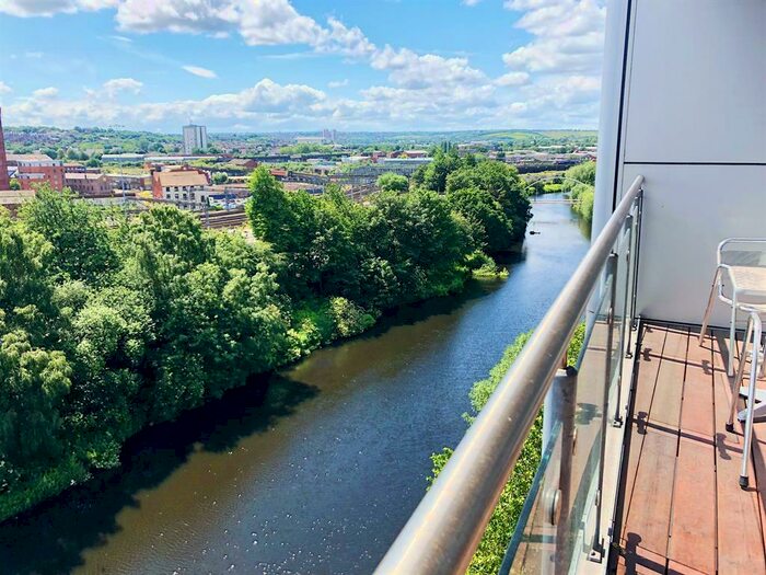 2 Bedroom Flat To Rent In Whitehall Quay, Leeds, LS1