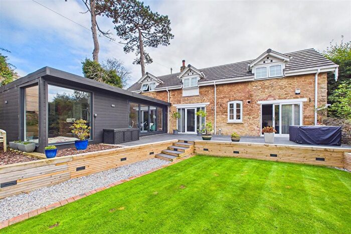 3 Bedroom Detached House For Sale In Castle Road, Clevedon, BS21