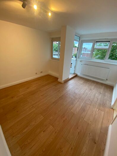 1 Bedroom Flat To Rent In Weymouth Terrace, London, E2