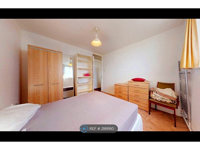 1 Bedroom Flat To Rent In Herbert Morrison House, Fulham, London, SW6