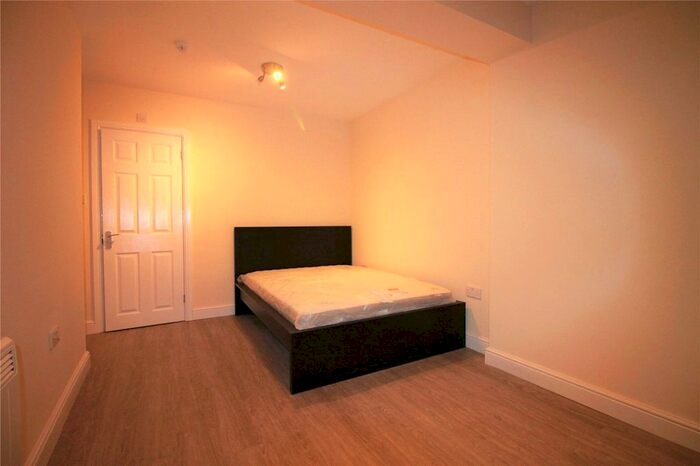 1 Bedroom Studio To Rent In Costons Lane, Greenford, UB6