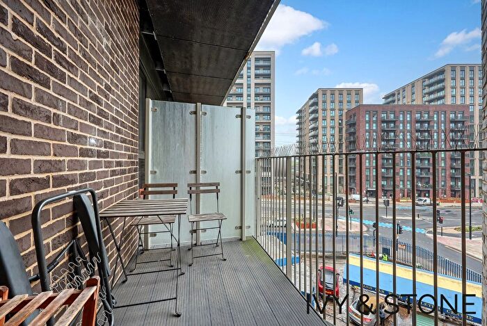 1 Bedroom Flat To Rent In Emily Street, London, Greater London, E16