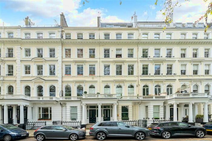 2 Bedroom Flat To Rent In Cornwall Gardens, London, SW7
