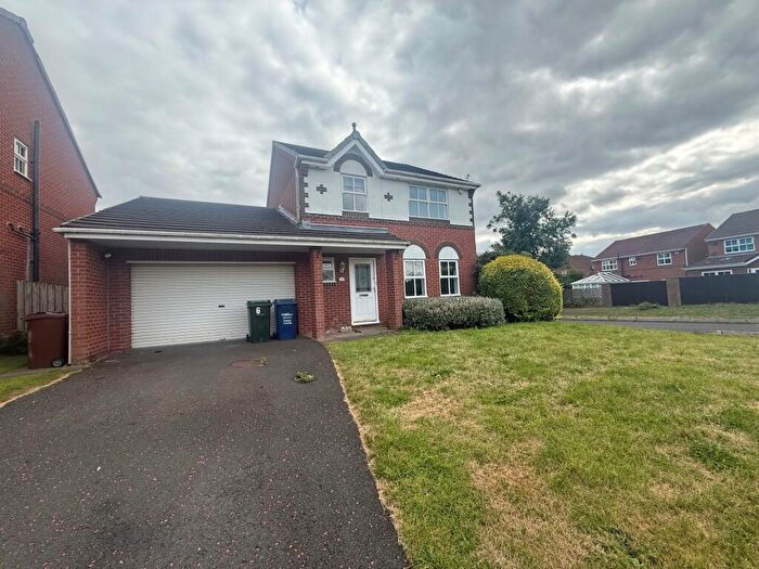 4 Bedroom House To Rent In Stanfield Court, Manor Park, High Heaton, NE7