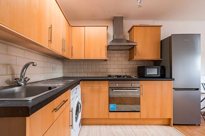 1 Bedroom Flat To Rent In Fonthill Road, Finsbury Park, London, N4
