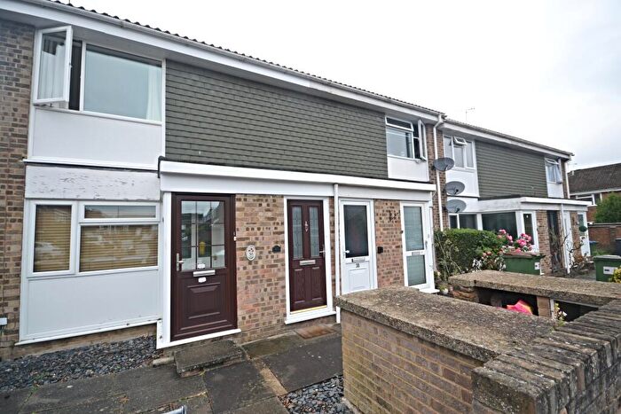 1 Bedroom Maisonette To Rent In Goosegreen Close, Horsham, RH12