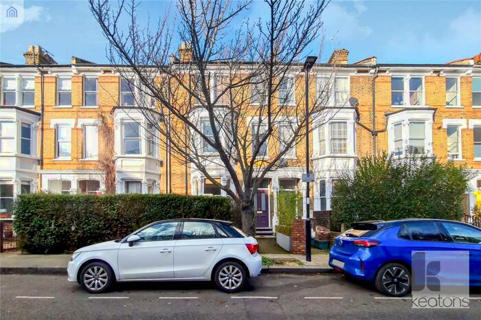 3 Bedroom Flat To Rent In Fairmead Road, Tufnell Park, London, N19
