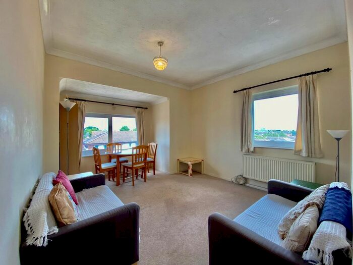 2 Bedroom Flat To Rent In Oxley Close, Bermondsey, SE1