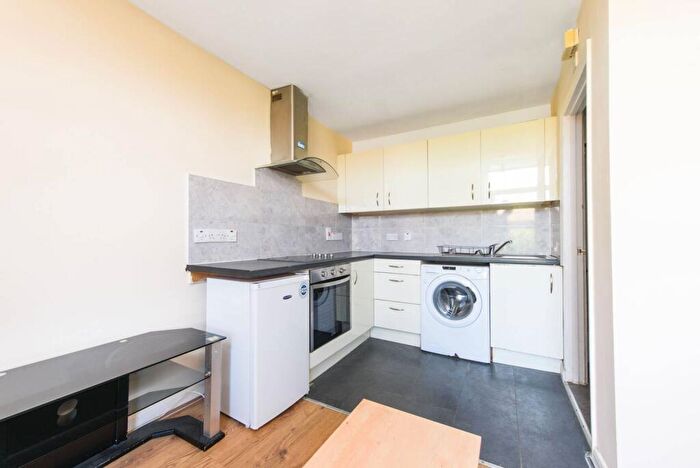 1 Bedroom Flat To Rent In Kilburn High Road, Kilburn, London, NW6