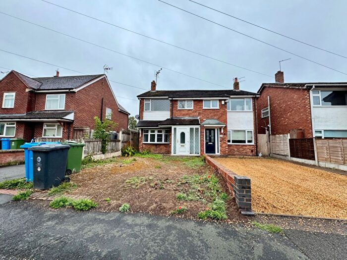 3 Bedroom Property To Rent In Hazel Grove, Wombourne, Wolverhampton, WV5