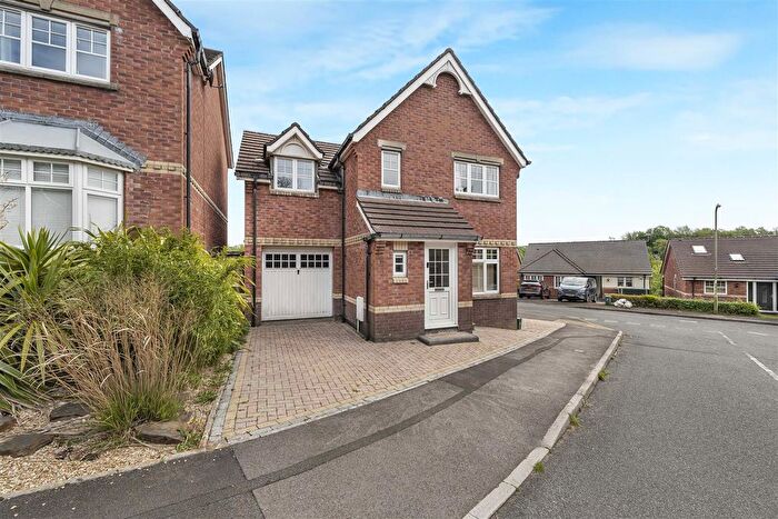 5 Bedroom Detached House For Sale In Windsor Drive, Miskin, Pontyclun, CF72