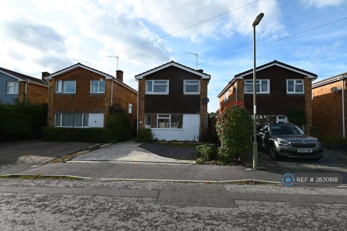 3 Bedroom Detached House To Rent In Warren Avenue, Chandler's Ford, Eastleigh, SO53