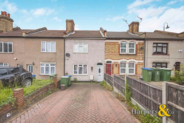 2 Bedroom Terraced House To Rent In Crayford Road, Crayford, Dartford, DA1