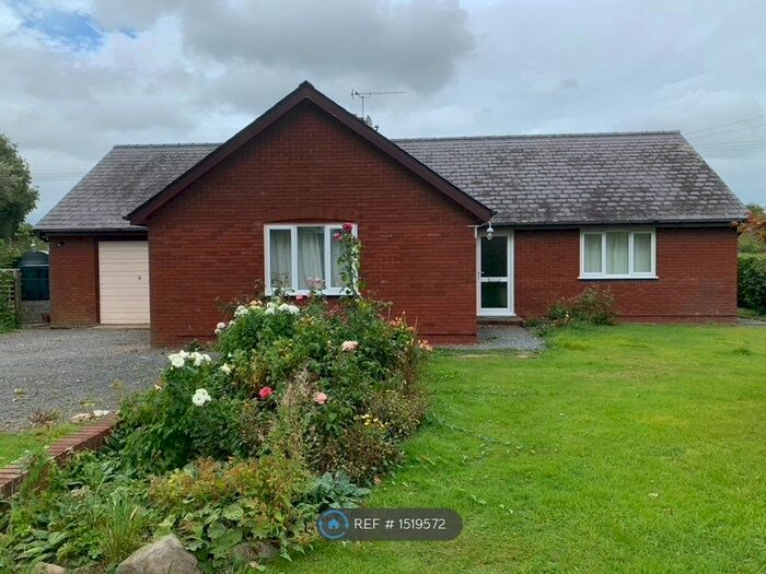 2 Bedroom Bungalow To Rent In Homelands, Kingswood, Kington, HR5