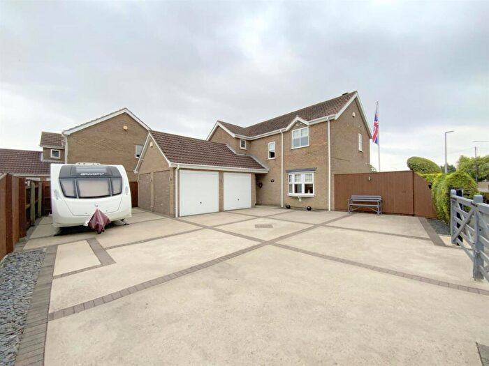 4 Bedroom Detached House For Sale In Bradley Road, Waltham, DN37