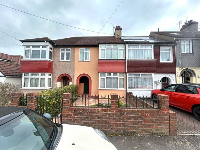 3 Bedroom Terraced House For Sale In Rollo Road, Swanley, BR8