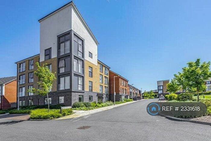 2 Bedroom Flat To Rent In Woolhampton Way, Reading, RG2