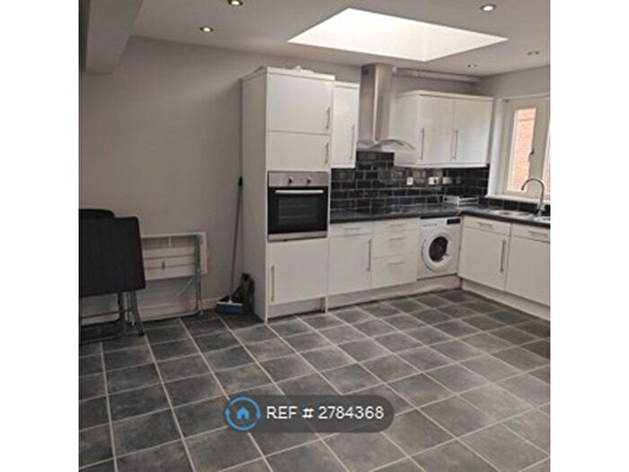 2 Bedroom Flat To Rent In Belmont Buildings, Crowborough, TN6