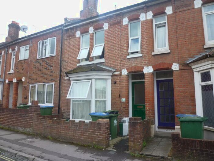 4 Bedroom Terraced House To Rent In Milton Road, Polygon, Southampton, SO15