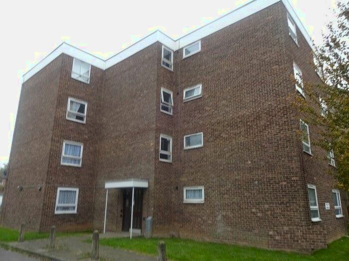 1 Bedroom Flat To Rent In Canning Road, Addiscombe, Croydon, CR0