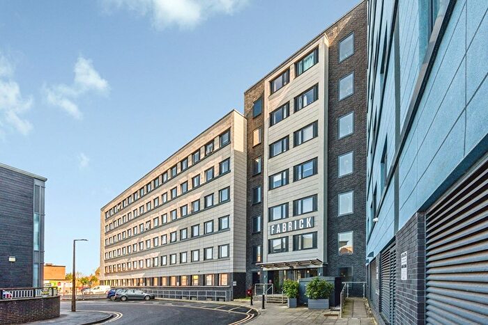 1 Bedroom Flat For Sale In Warren Road, Cheadle Hulme, Cheshire, SK8