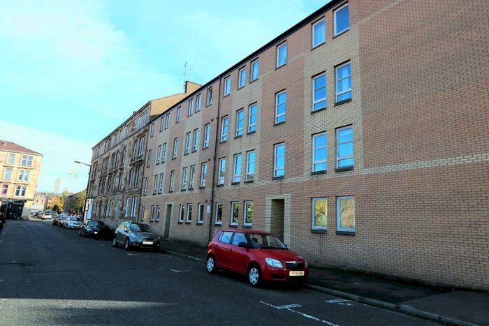 2 Bedroom Flat To Rent In Dover Street, Glasgow, G3
