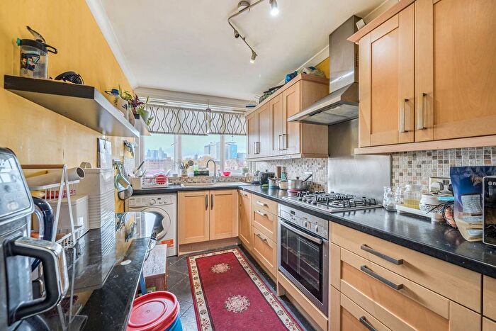 1 Bedroom Flat For Sale In Jamaica Street, Stepney, London, E1